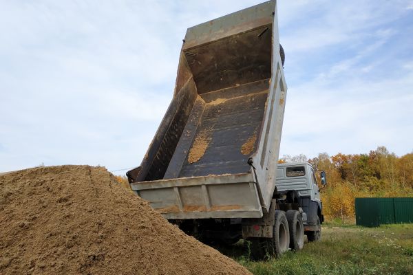 Topsoil Delivery in Westfield